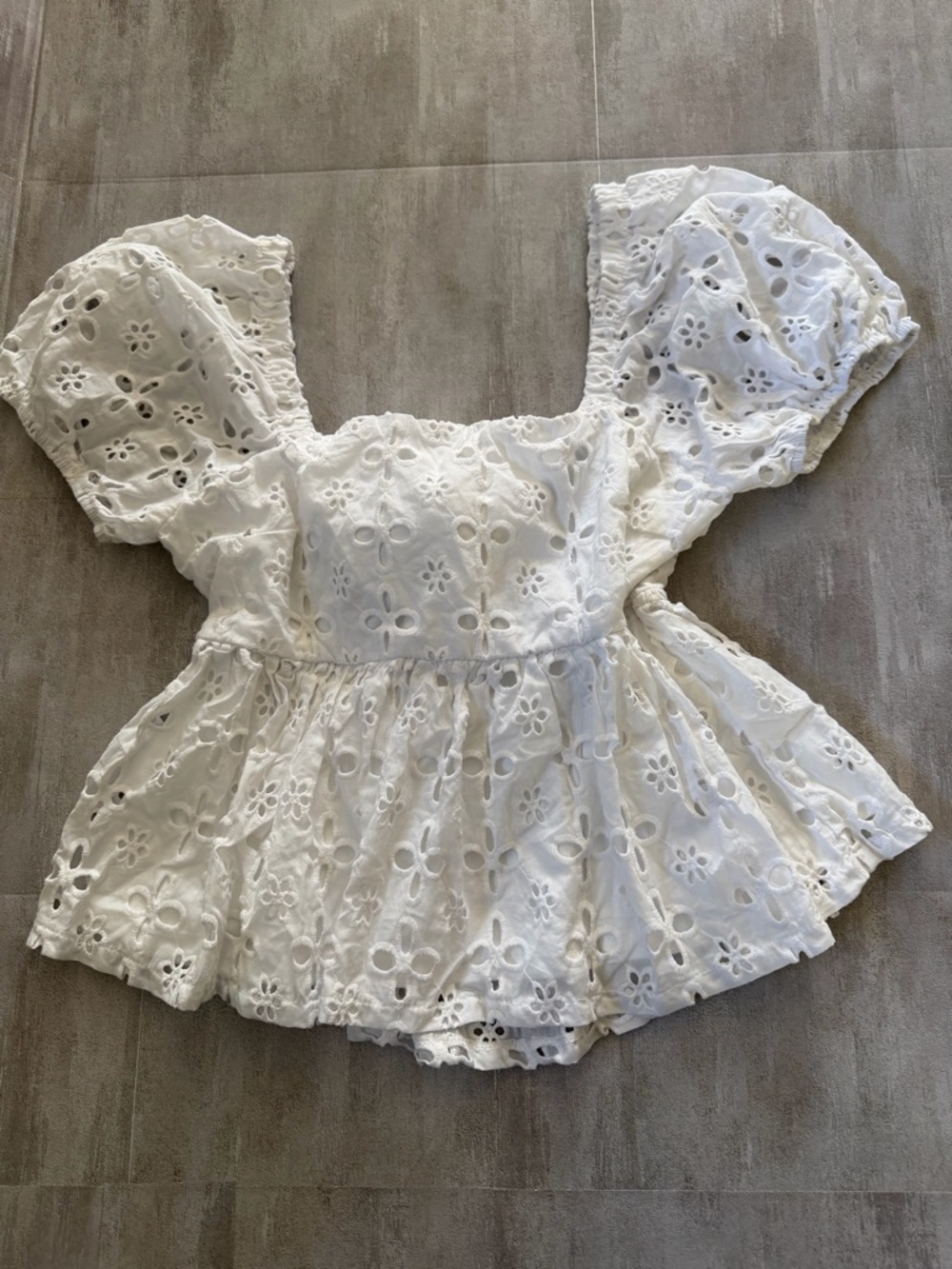 Cottagecore Eyelet Puff Sleeve Top – White Babydoll M